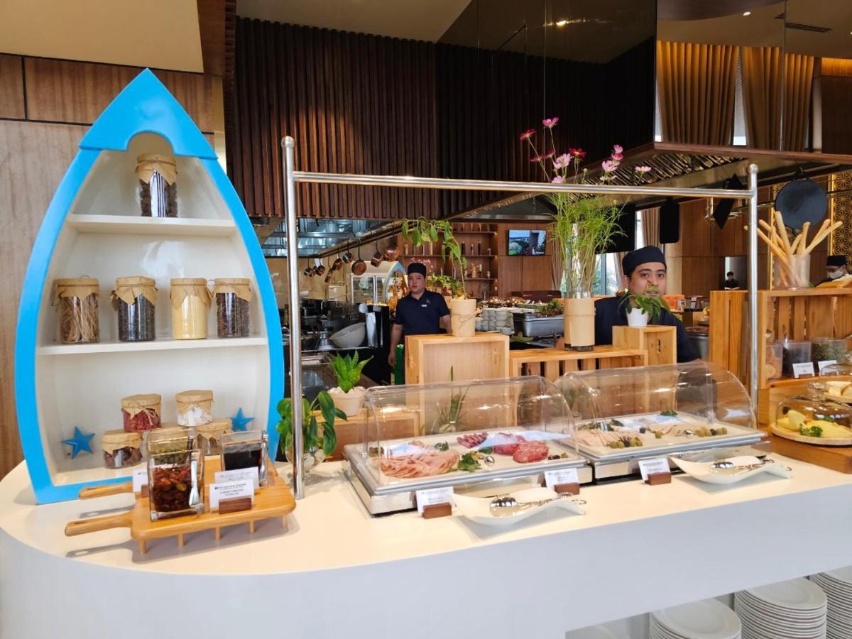 Wyndham Grand Kn Paradise Cam Ranh