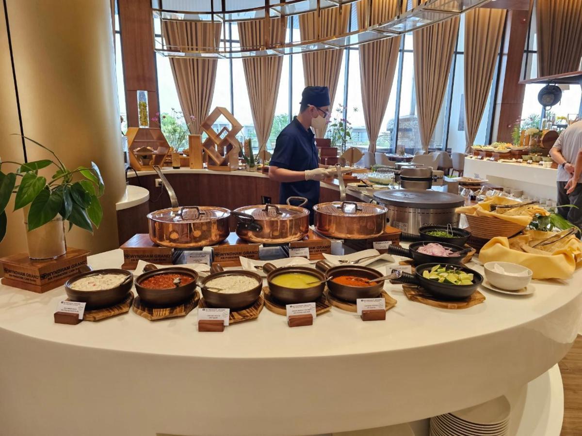 Wyndham Grand Kn Paradise Hotel Cam Ranh