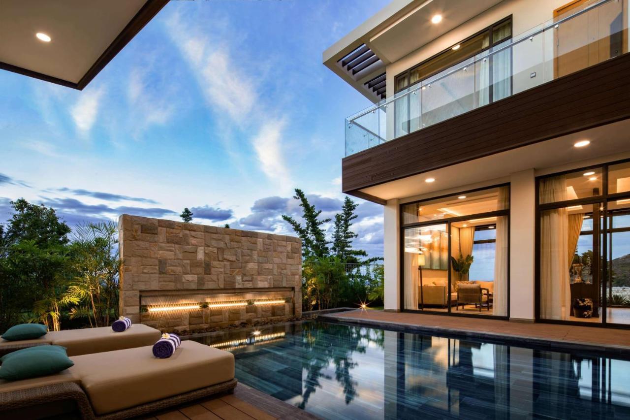 Wyndham Grand Kn Paradise