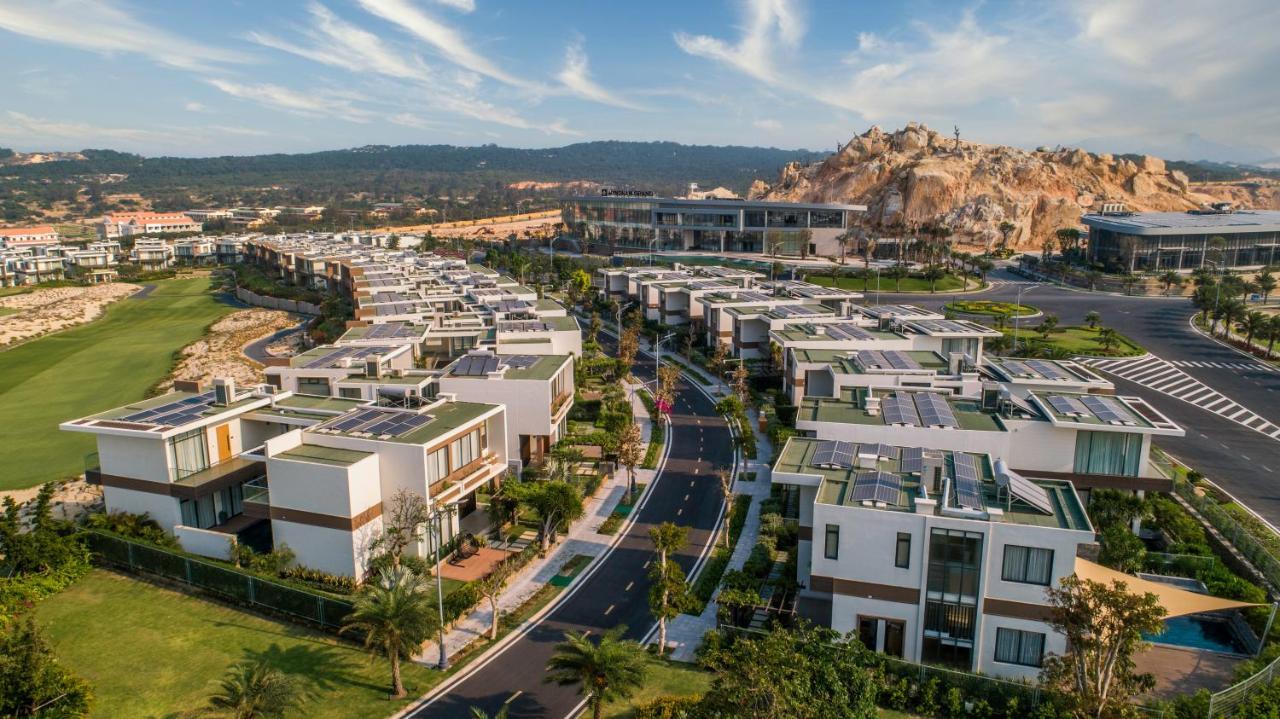 Wyndham Grand Kn Paradise 5* Cam Ranh
